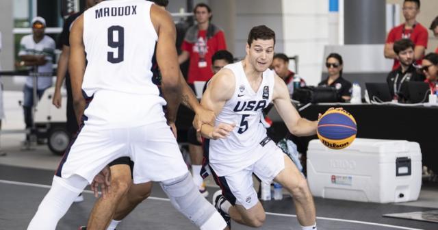 5eec7d51-jimmer-fredette-dribbles-team-usa-3x3-fiba.jpg